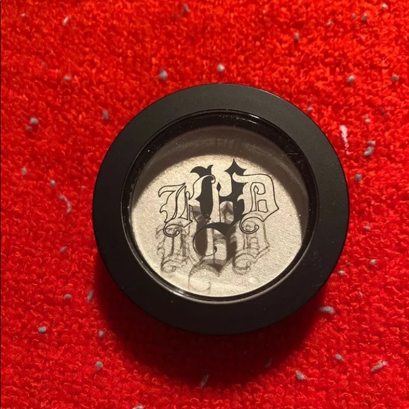 Kat Von D metal crush eyeshadow in thunderstruck - Picture 2 of 6